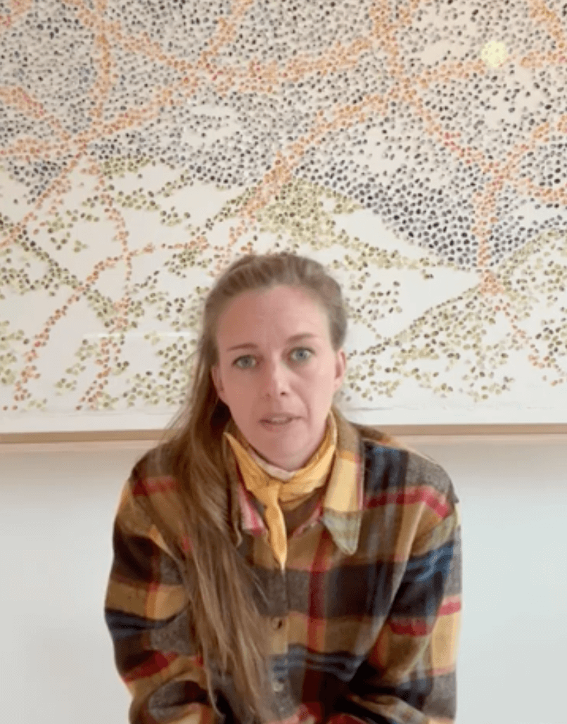 Silke Bonde is a contemporary Danish artist who sculpts organic worlds made of paper and watercolor.